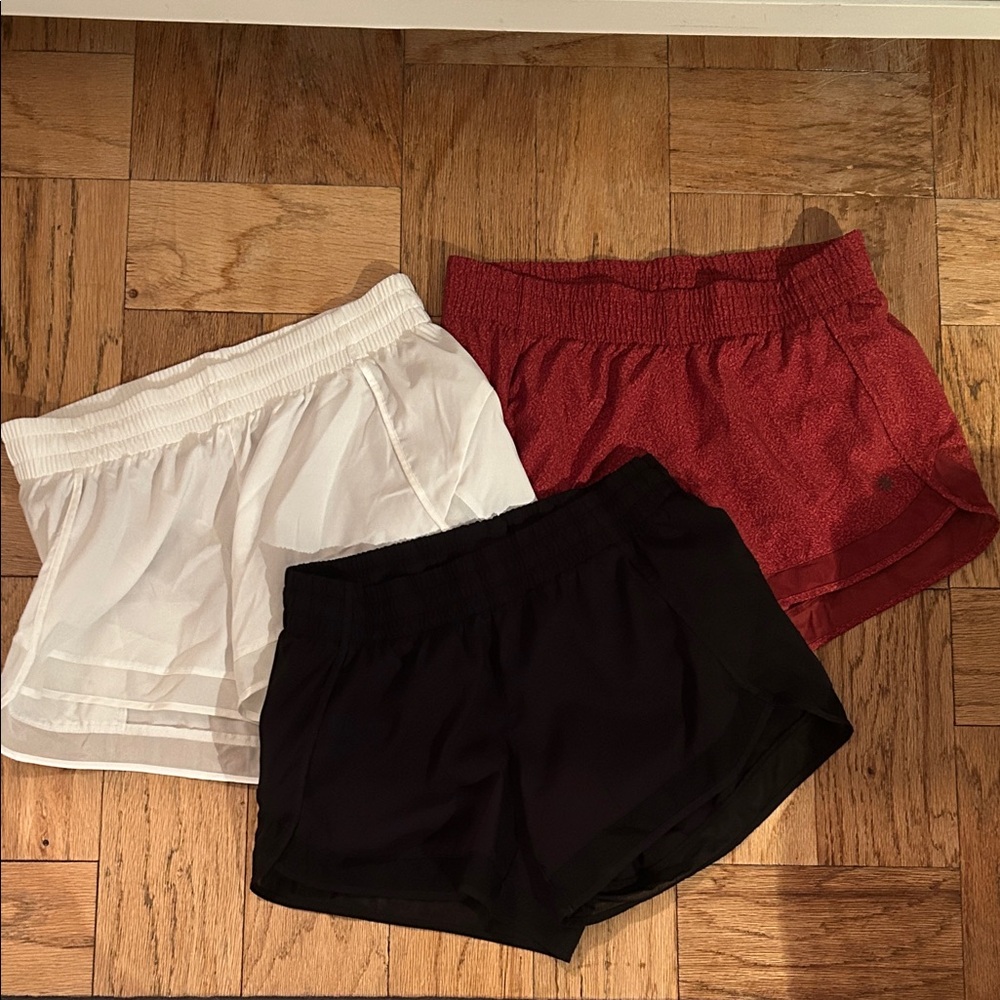 Athleta Mesh Racer Run 4" Short Bundle